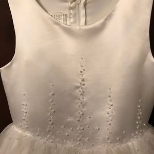 Communion dresses and veils